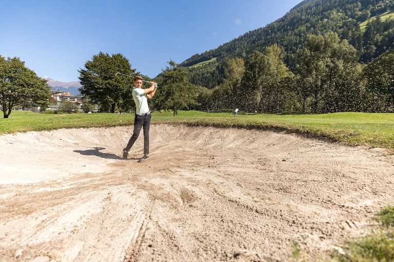 Sandbunker Sandbunkeranlage auf dem Golfplatz